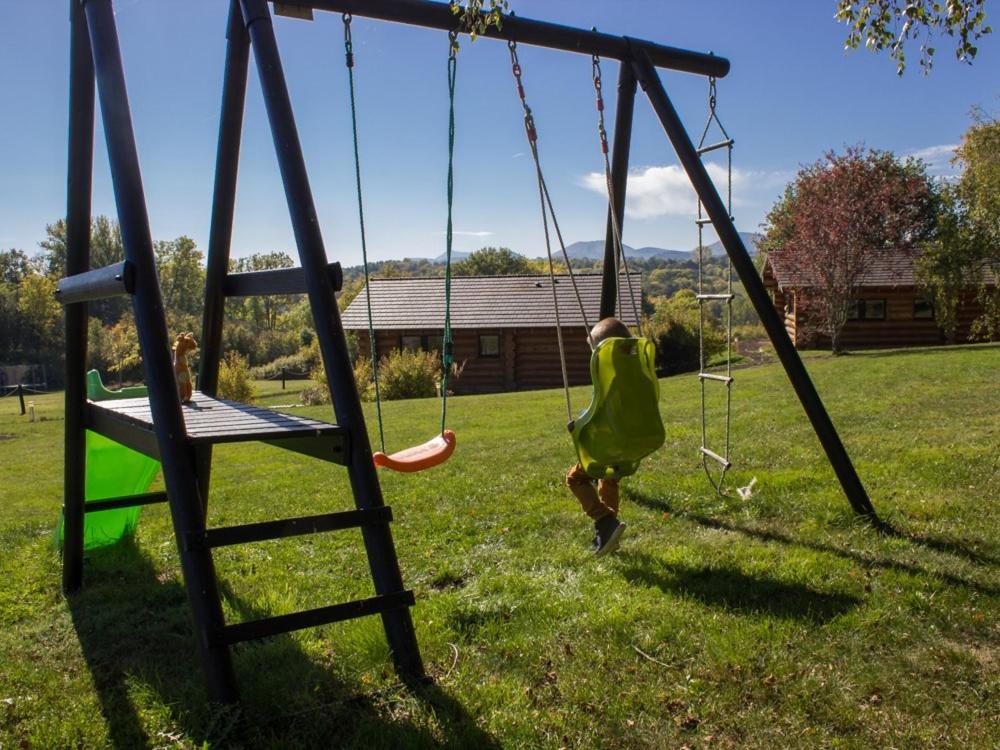 Reves De Bois Villa Loubeyrat Bagian luar foto